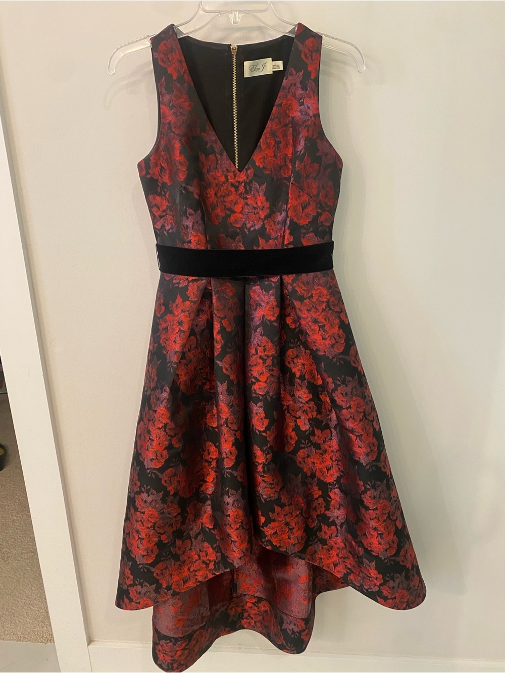 Elegant Red Floral Hi-Low Dress - Velvet Waistband